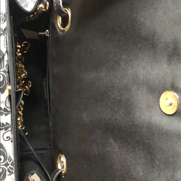 Purse - Picture 3 of 4